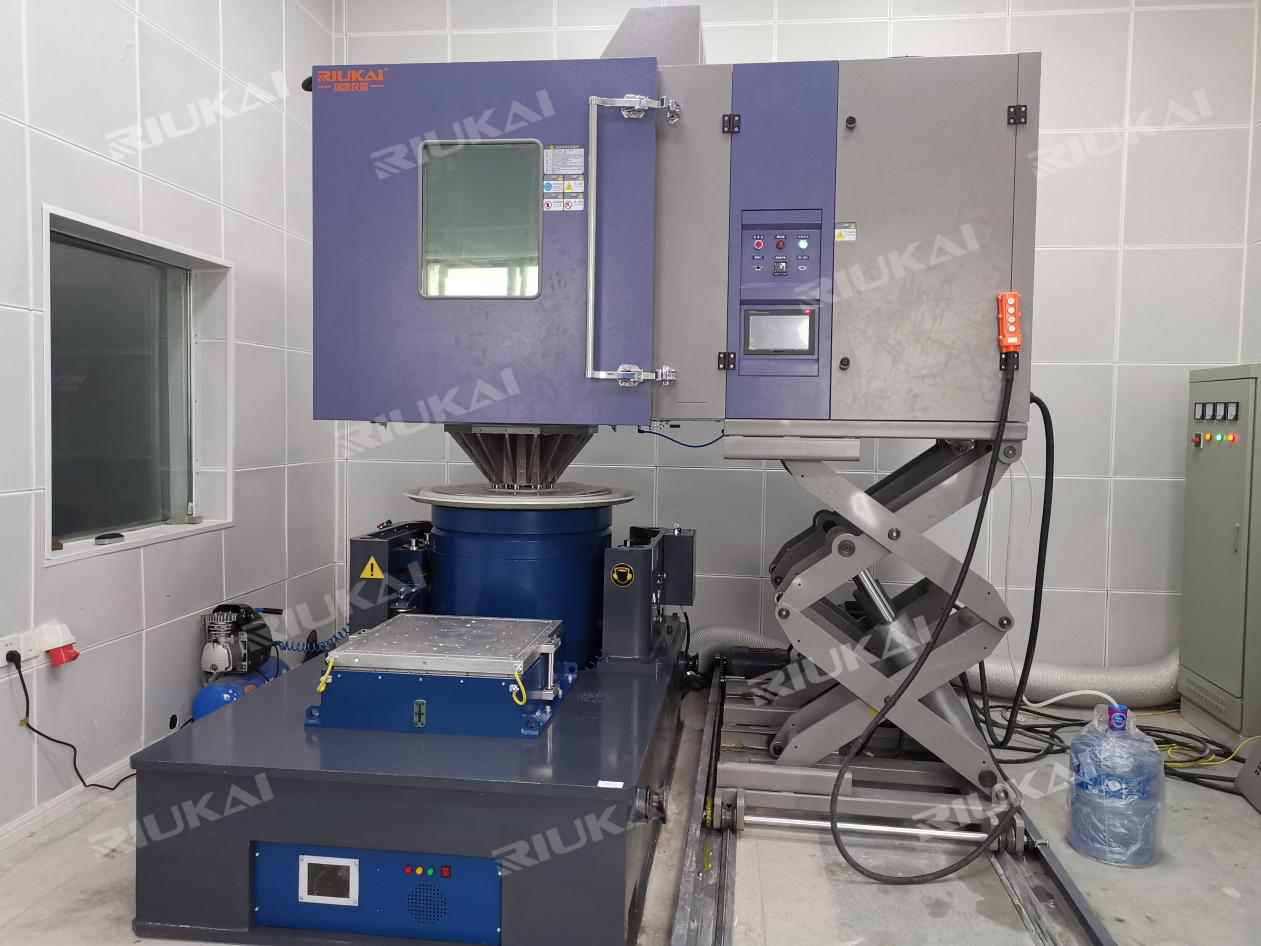 瑞凯仪器温湿度三综合环境试验箱