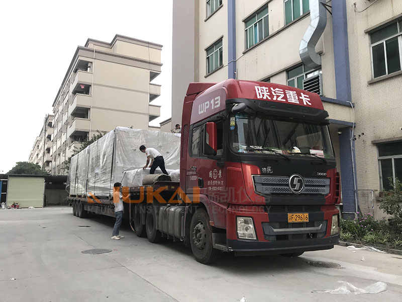 大型高温老化房验收完成,出货! 大型高温老化房验收完成,出货!