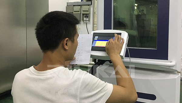 如何保养高低温湿热试验箱的加湿器? 如何保养高低温湿热试验箱的加湿器?