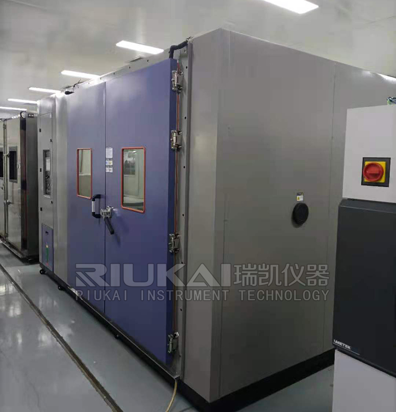 步入式恒温恒湿试验箱