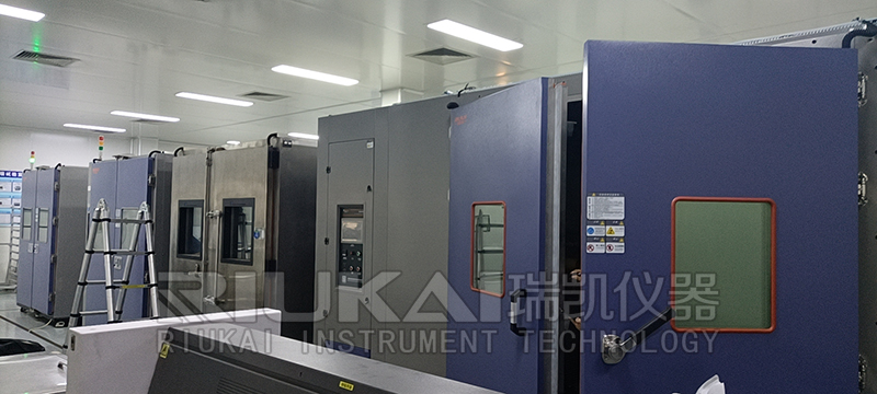步入式恒温恒湿试验箱