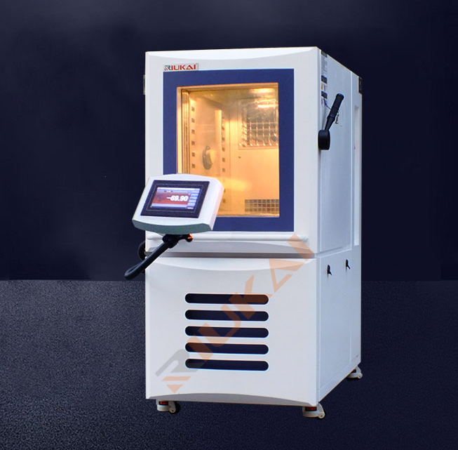 恒温恒湿试验箱的纱布如何进行更换和安装？