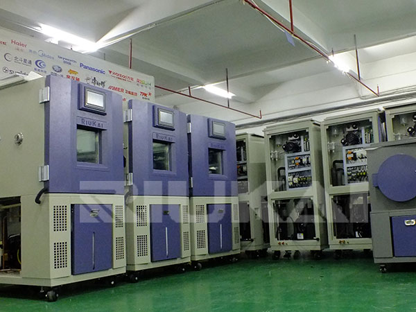 高低温交变湿热试验箱-瑞凯仪器2 (1)